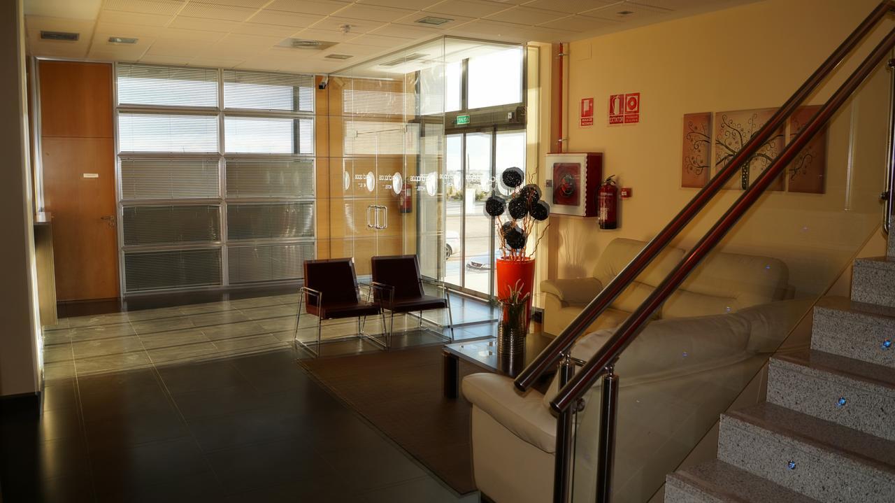Hotel Area De Servicio Los Chopos Villaherreros Exterior photo